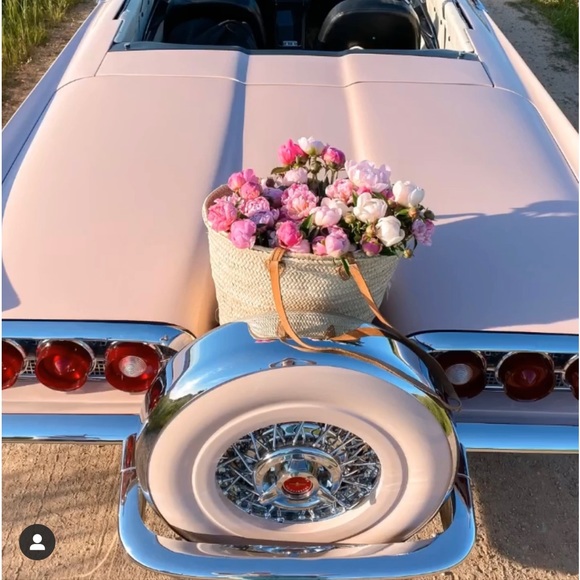 Hello 🌷 - Picture 8 of 11